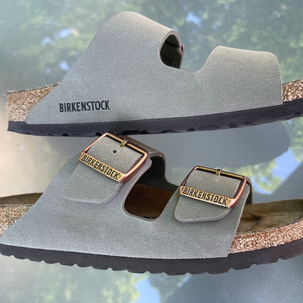Size 39 Birkenstocks stone Arizona BS
